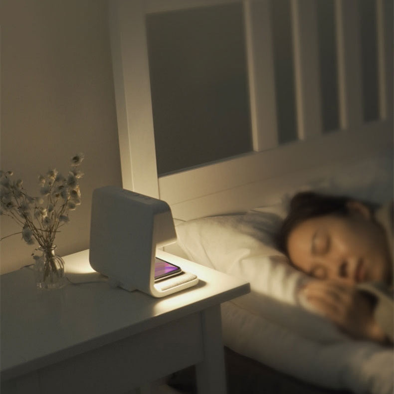 Creative 3 In 1 Bedside Lamp Wireless Charging.